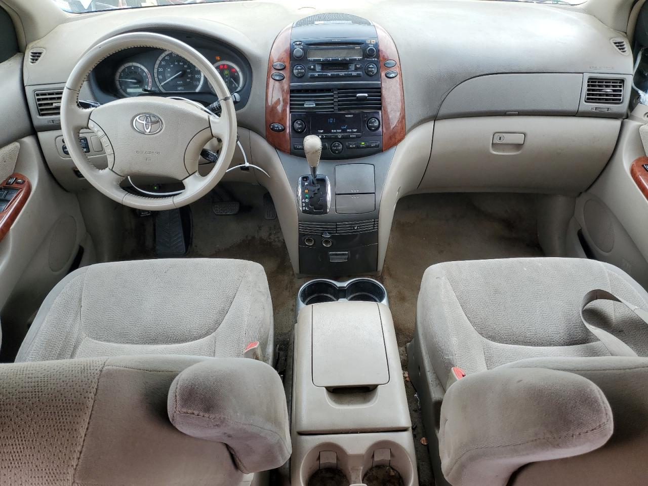 2005 Toyota Sienna - Image 8