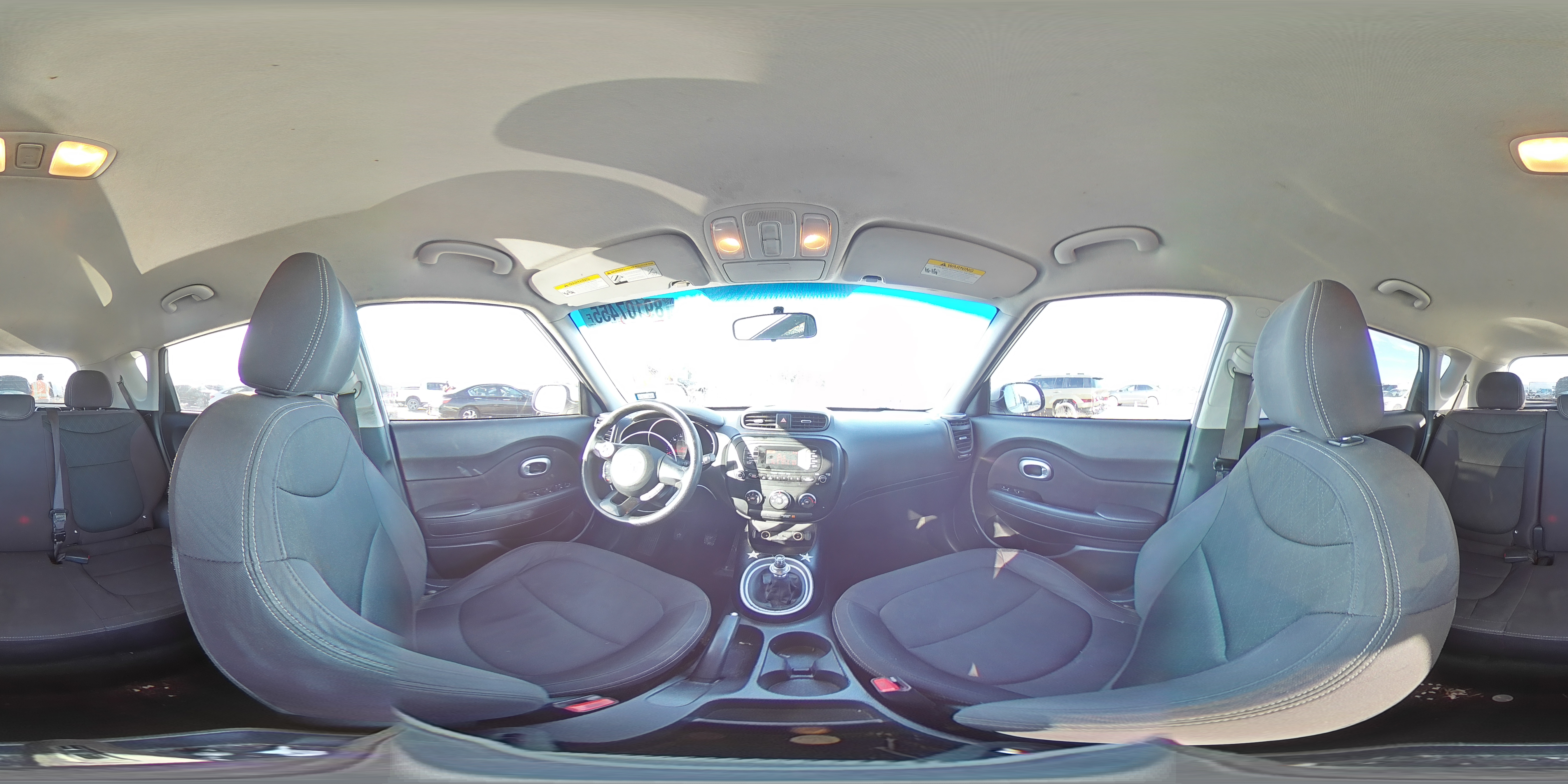 2015 Kia Soul - Image 13