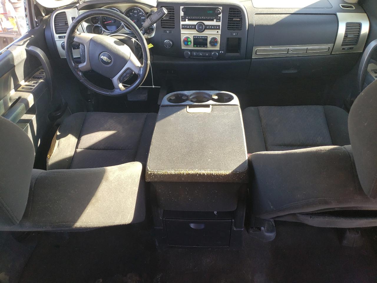 2011 Chevrolet Silverado - Image 8