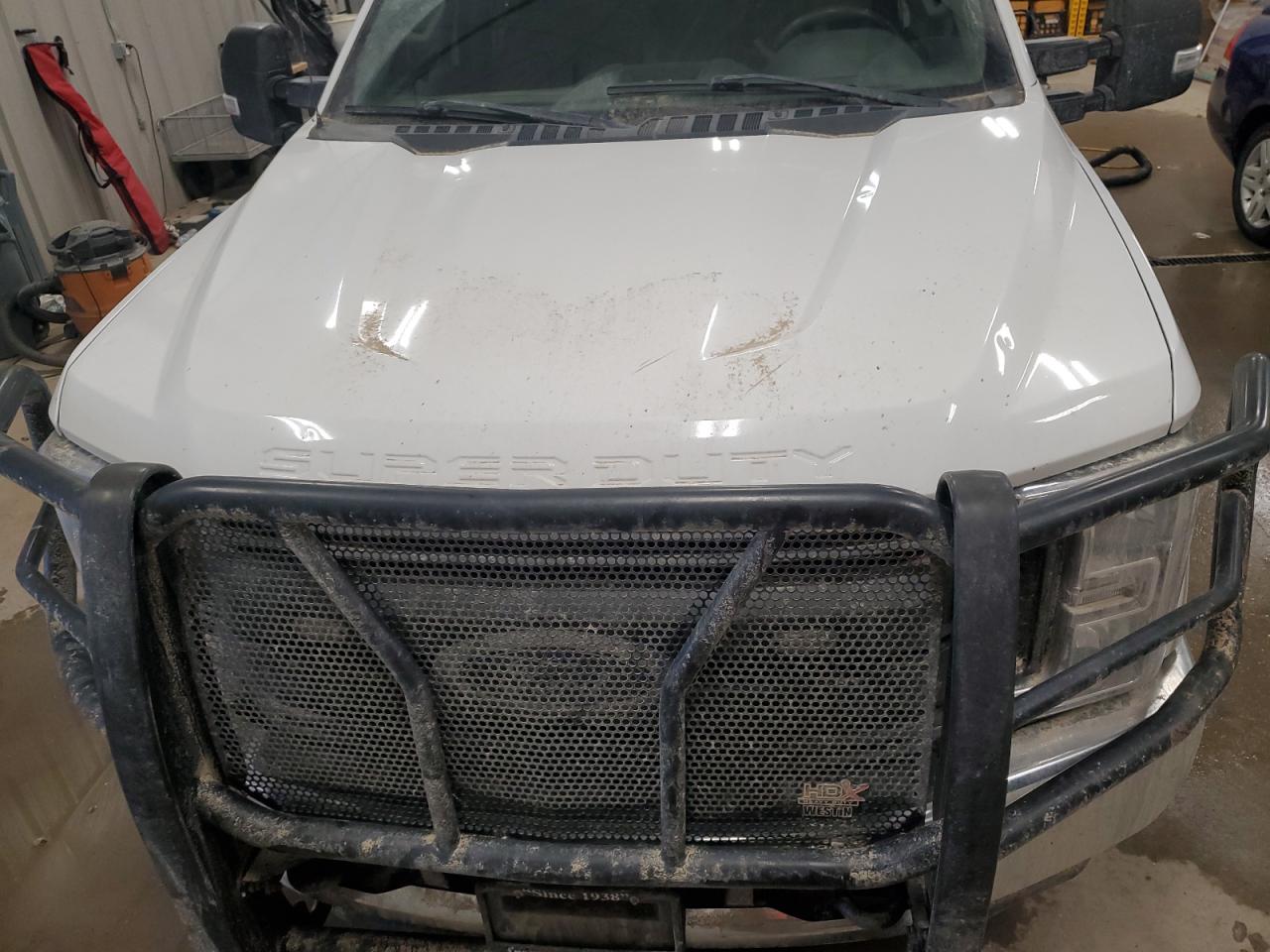 2019 Ford F250 - Image 11