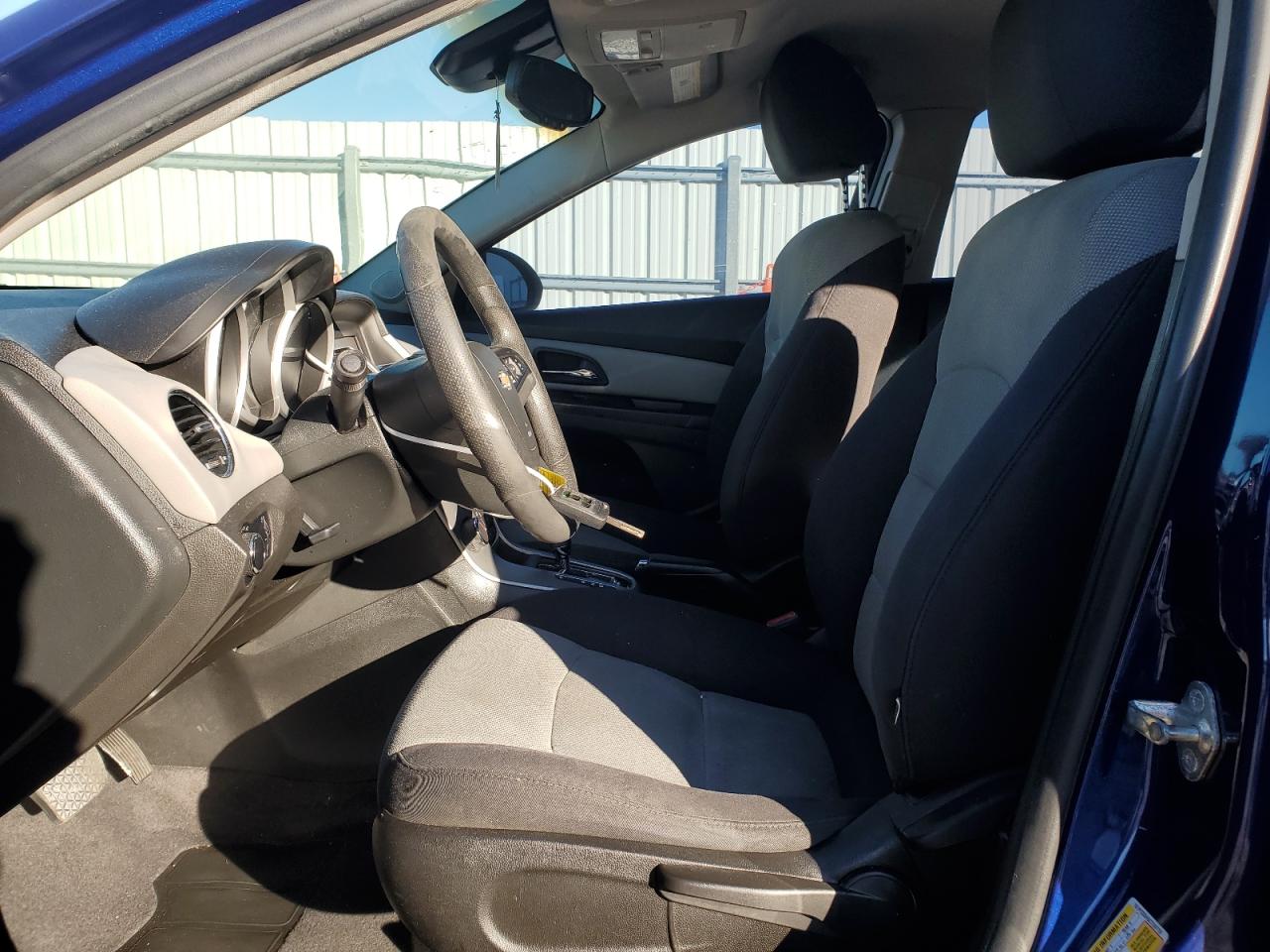 2012 Chevrolet Cruze - Image 7