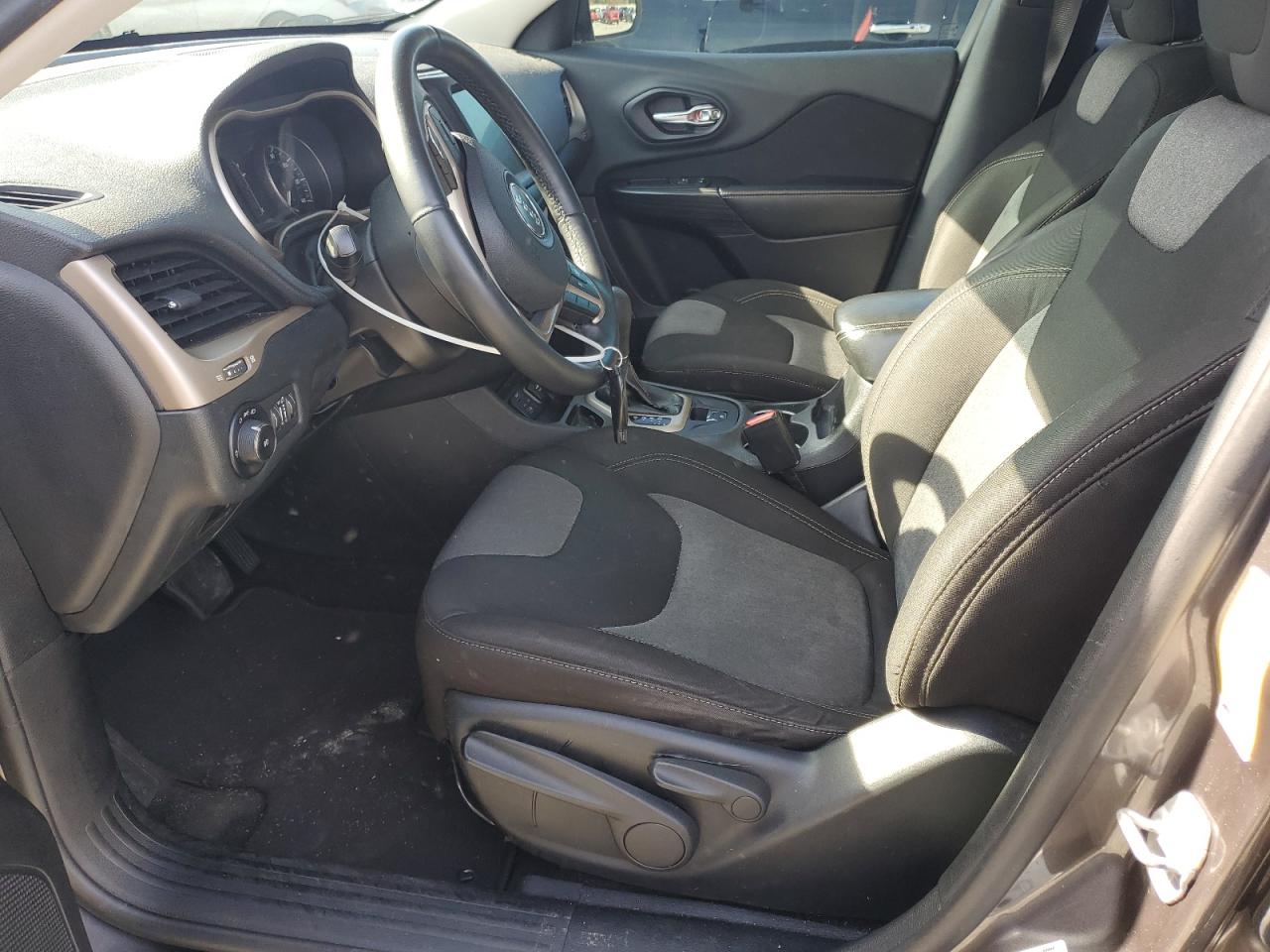 2014 Jeep Grand Cherokee - Image 7