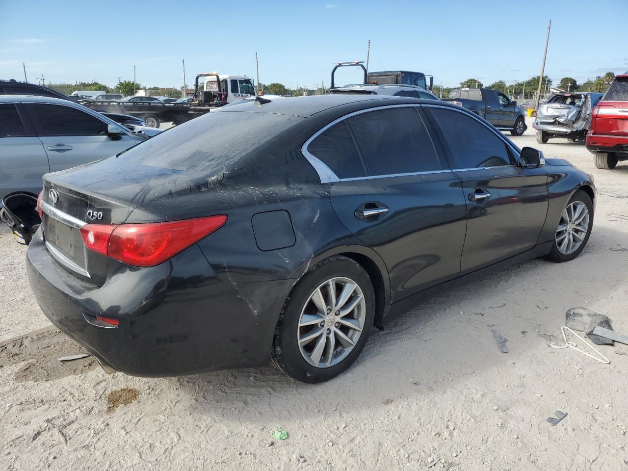 VIN JN1BV7AP5EM683573 2014 INFINITI Q50 no.3