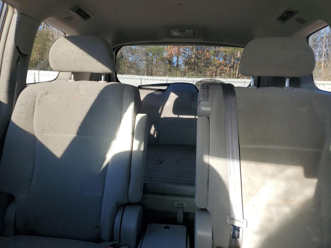 2010 Toyota Highlander - Image 10