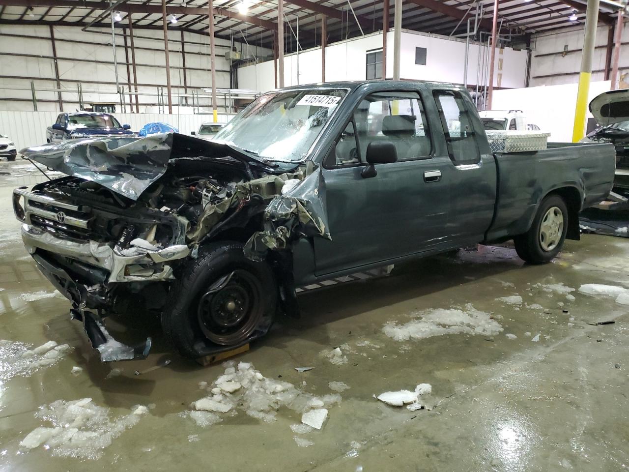 1992 Toyota Pickup - Image 1
