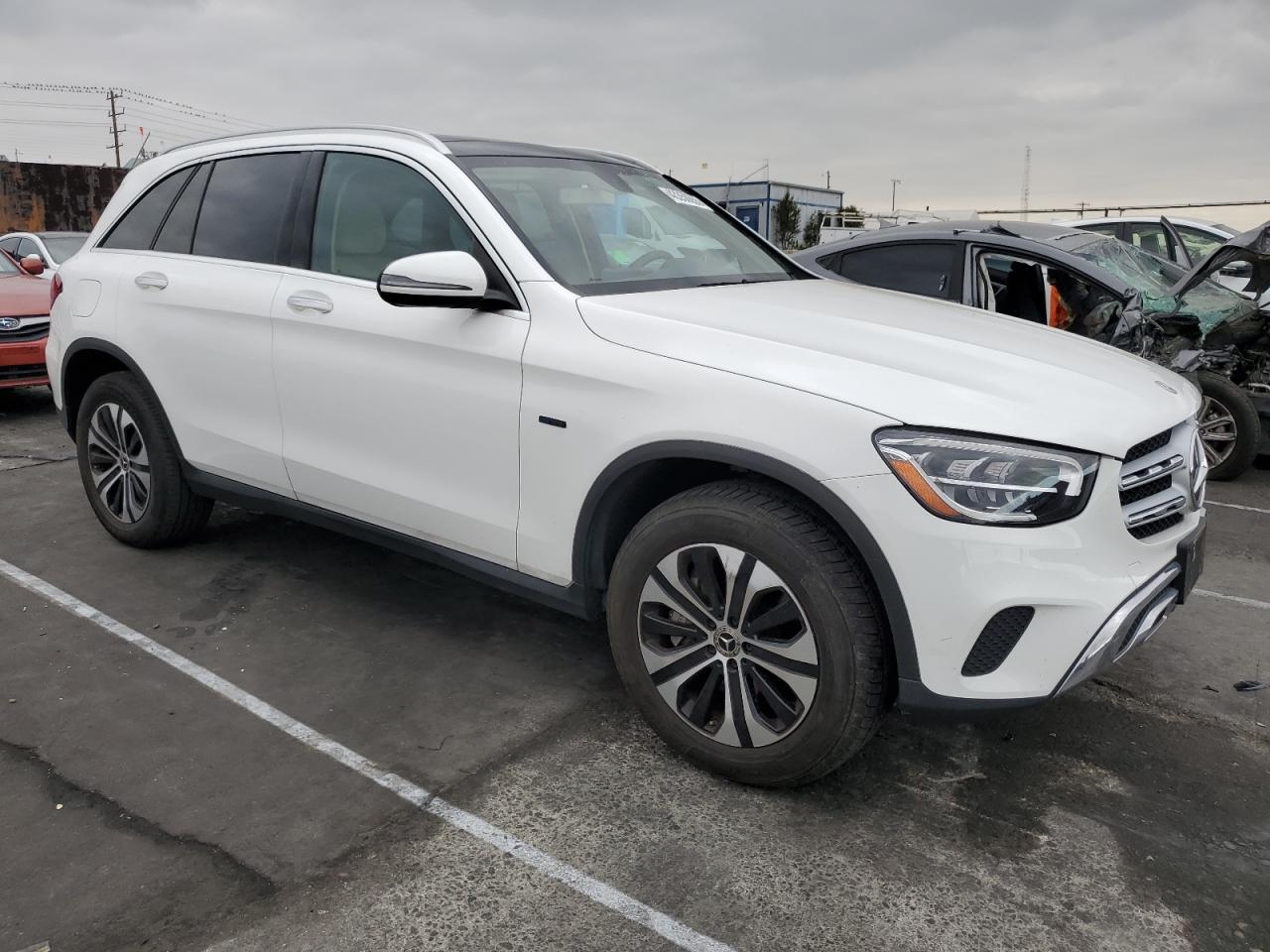 2020 Mercedes-Benz GLC - Image 4