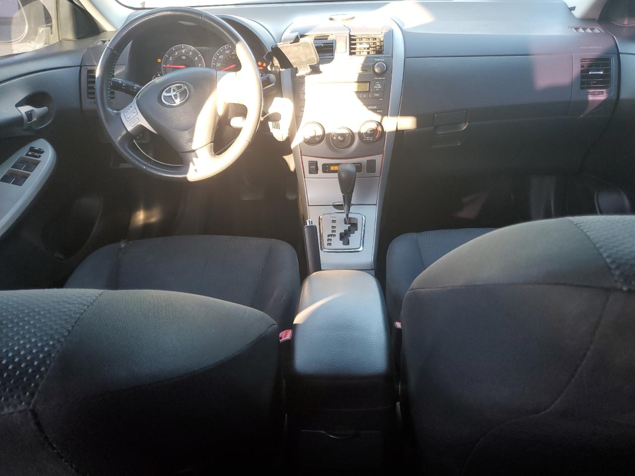 2010 Toyota Corolla - Image 8