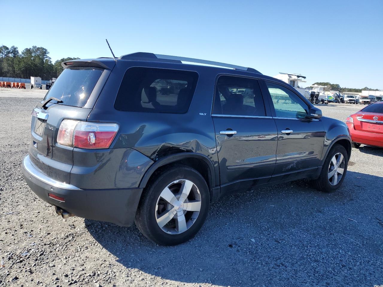 2011 GMC Acadia - Image 3