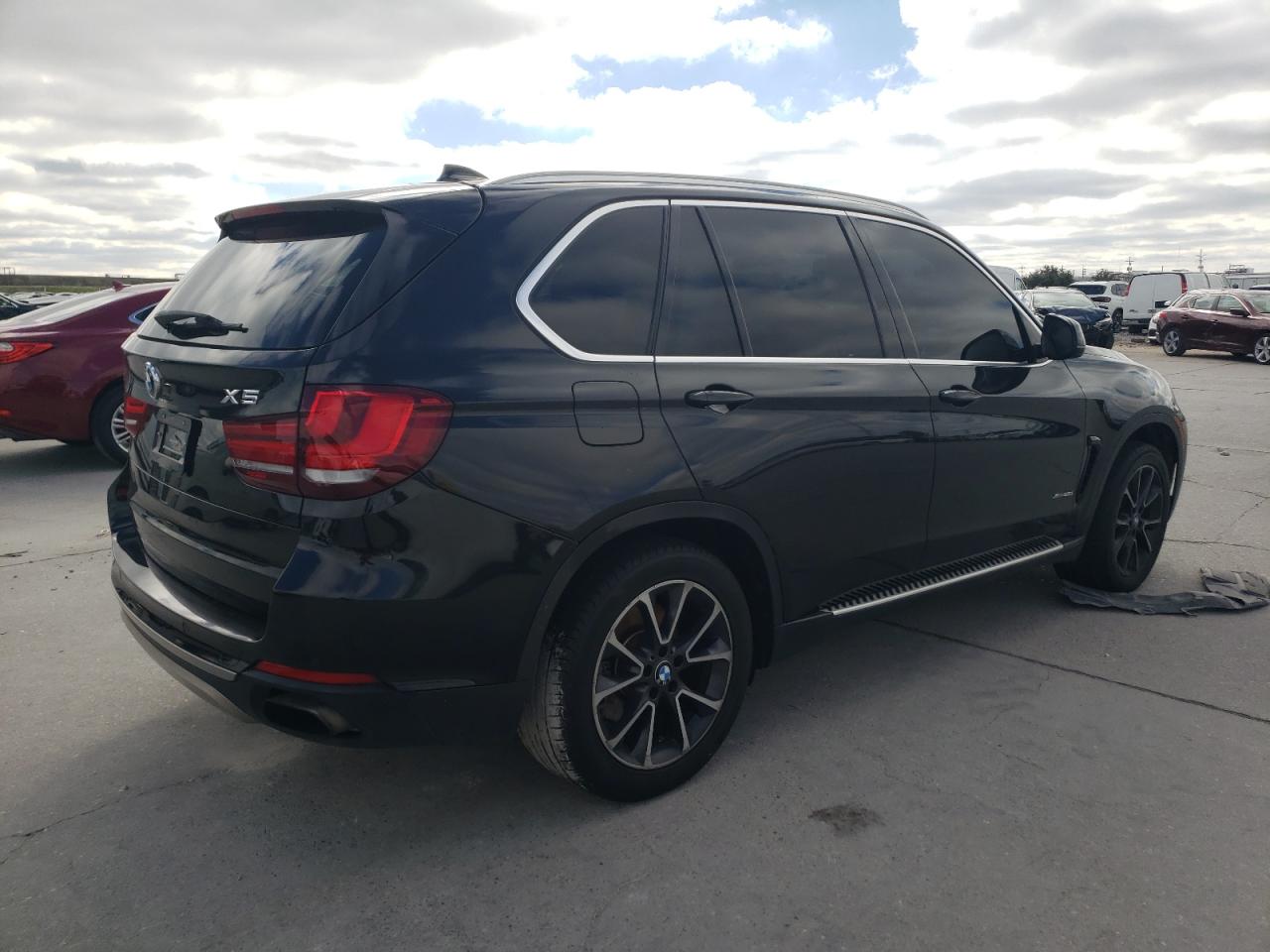 VIN 5UXKR6C54G0J79743 2016 BMW X5 no.3