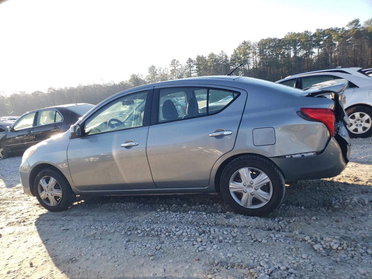 2014 Nissan Versa - Image 2