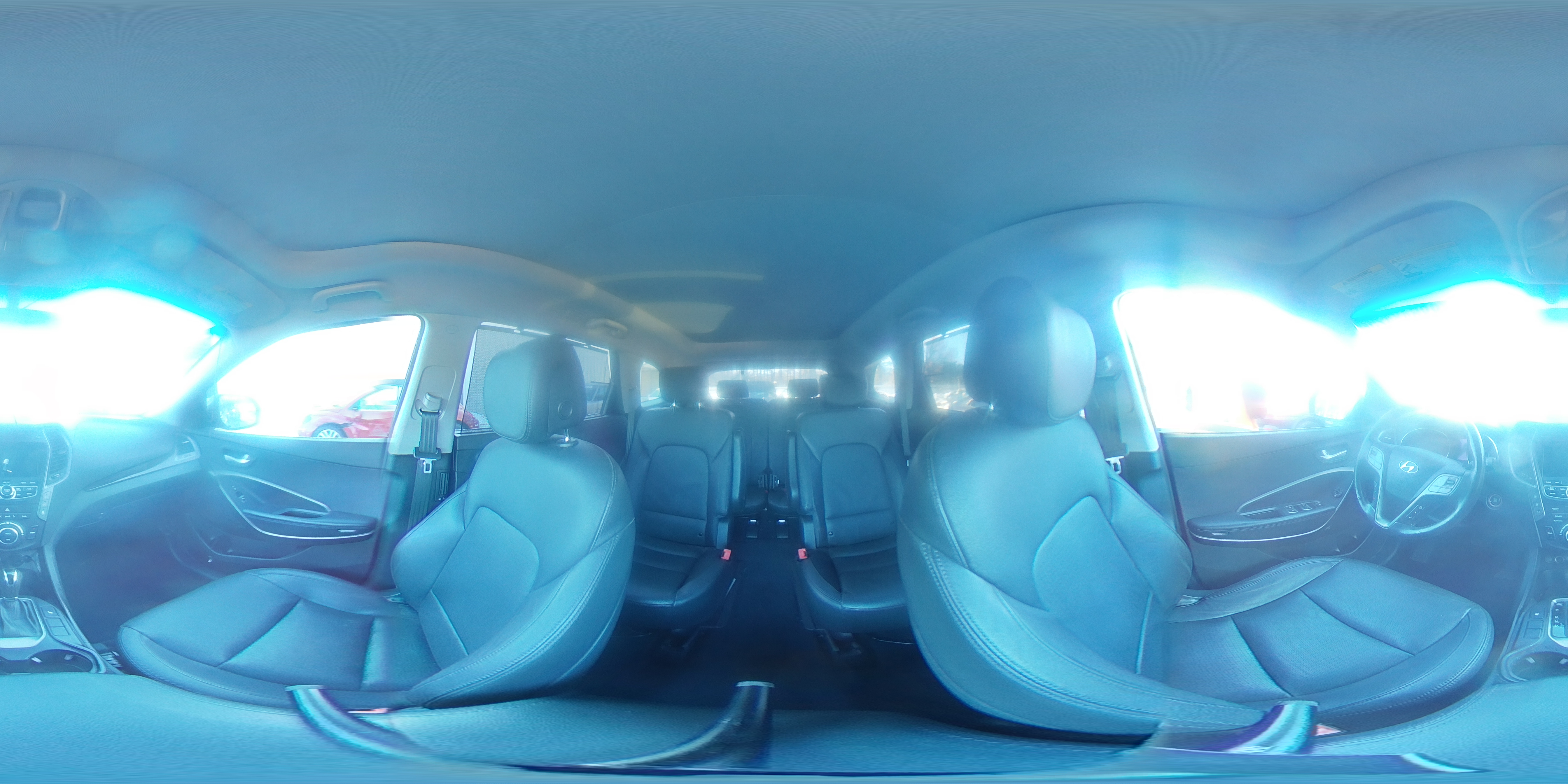 2013 Hyundai Santa Fe - Image 16