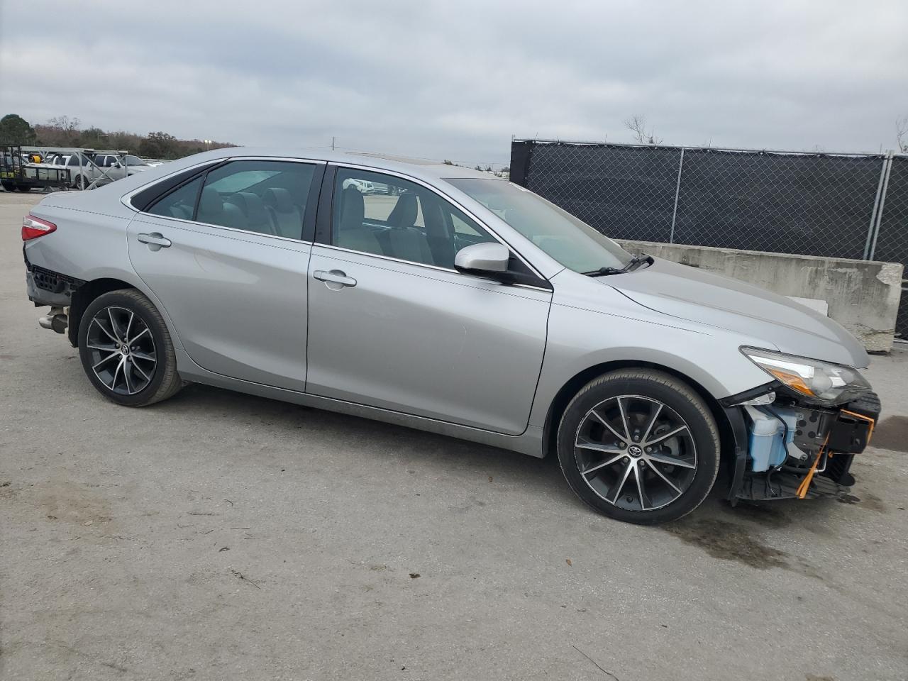 2017 Toyota Camry - Image 4