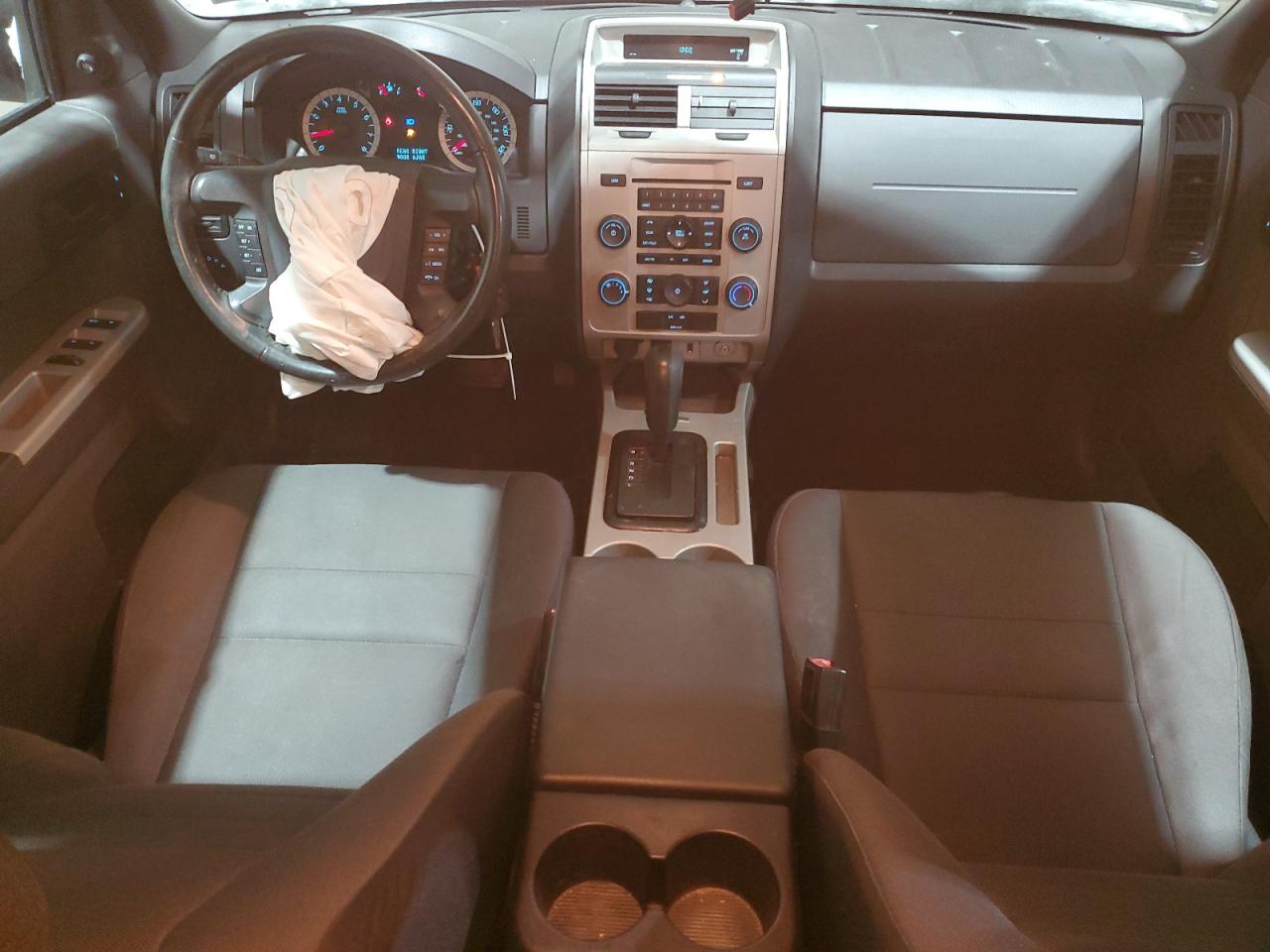 2011 Ford Escape - Image 8