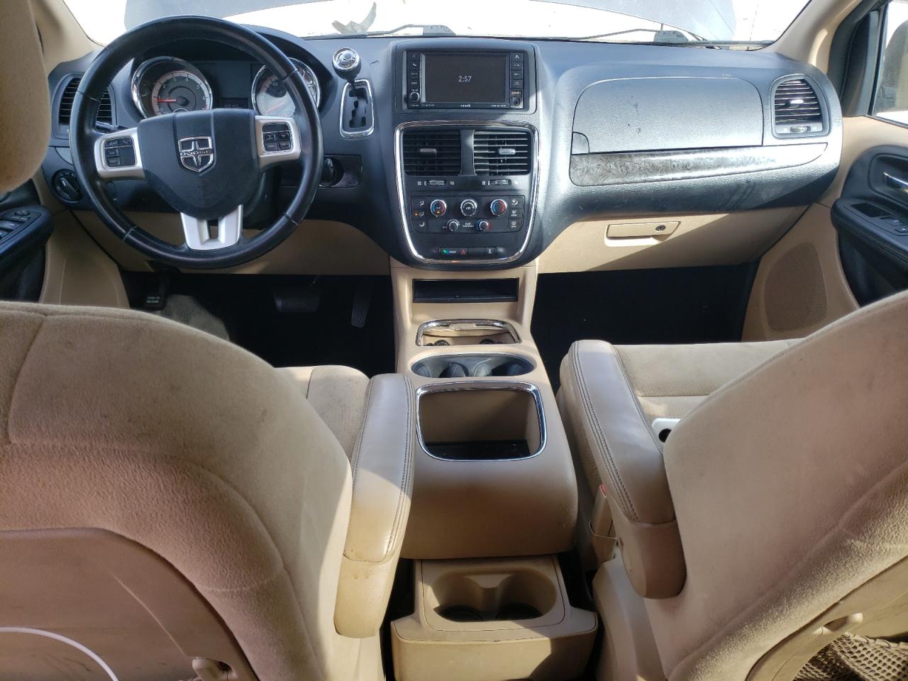2015 Dodge Caravan - Image 8