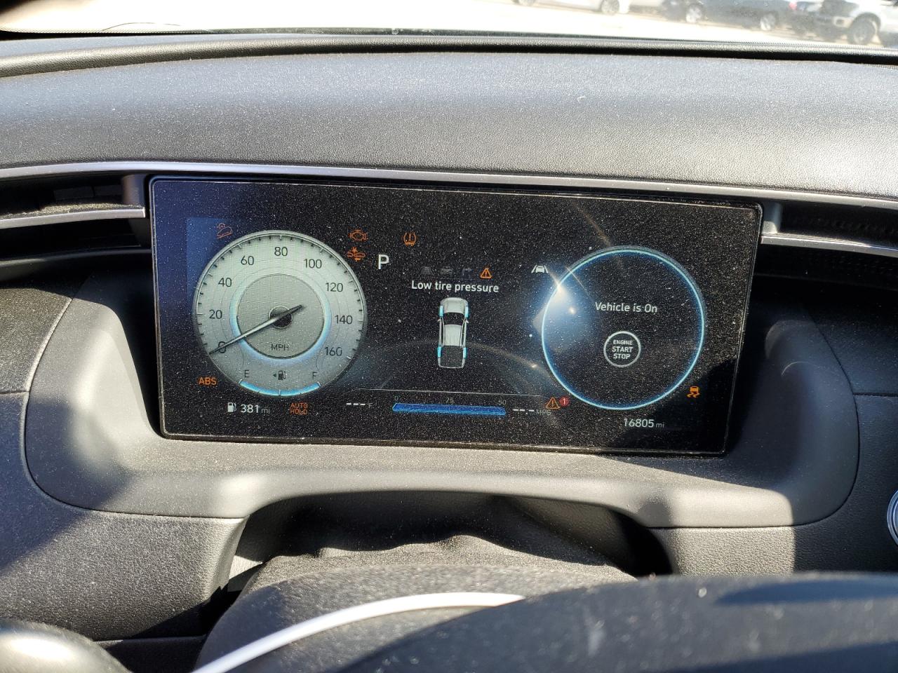 2023 Hyundai Santa Cruz - Image 9