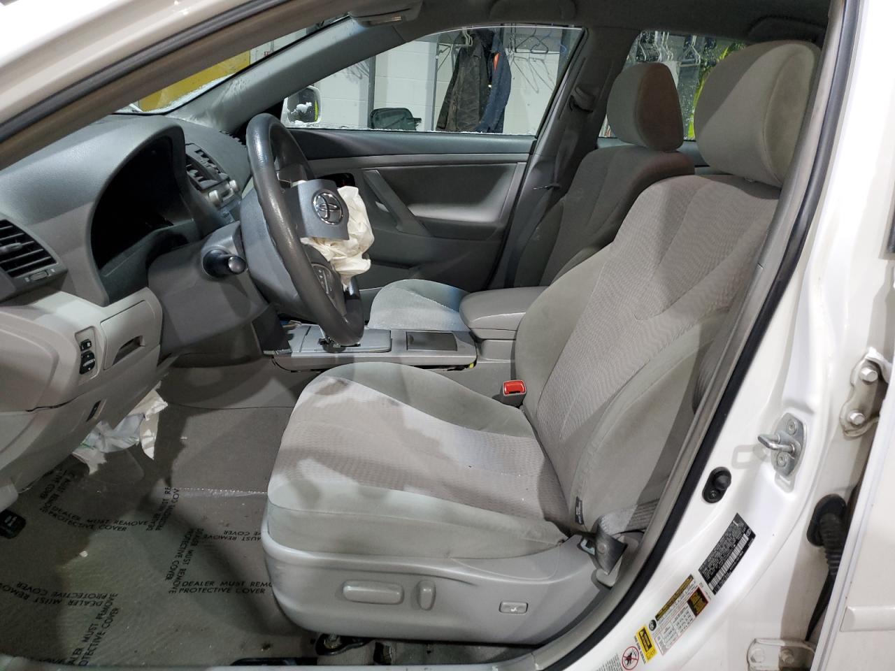 2011 Toyota Camry - Image 7