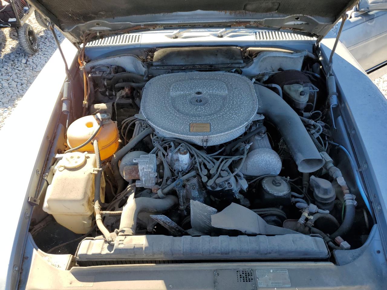 1984 Mercedes-Benz 380 Sl VIN: WDBBA45A9EA015255 Lot: 43467645