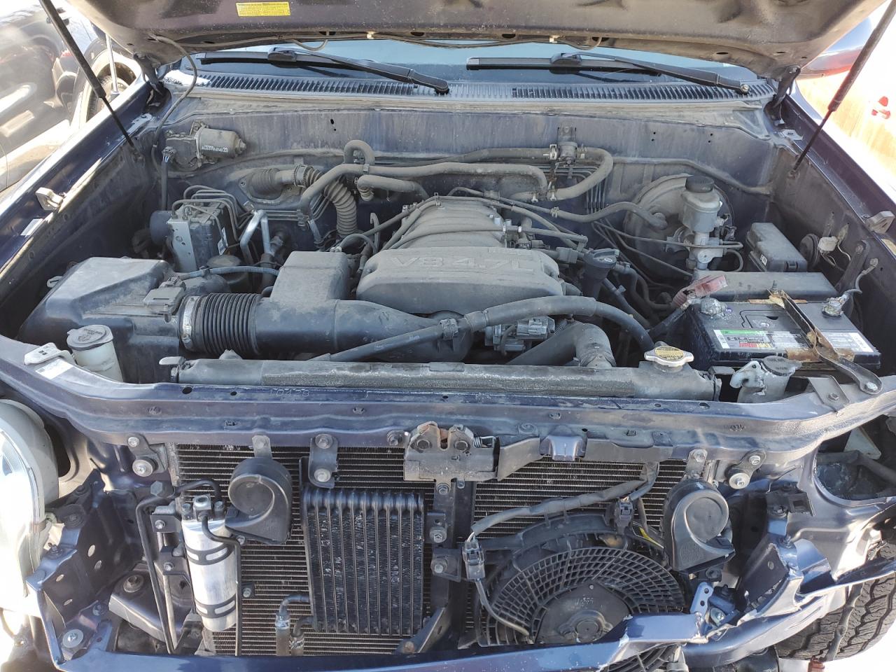 2002 Toyota Sequoia - Image 12