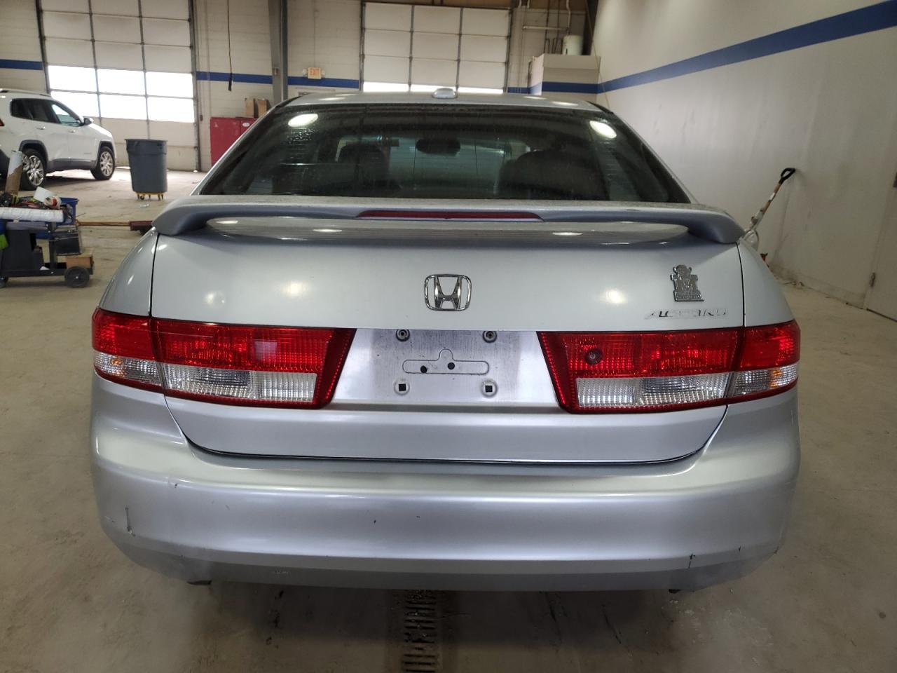 2004 Honda Accord - Image 6