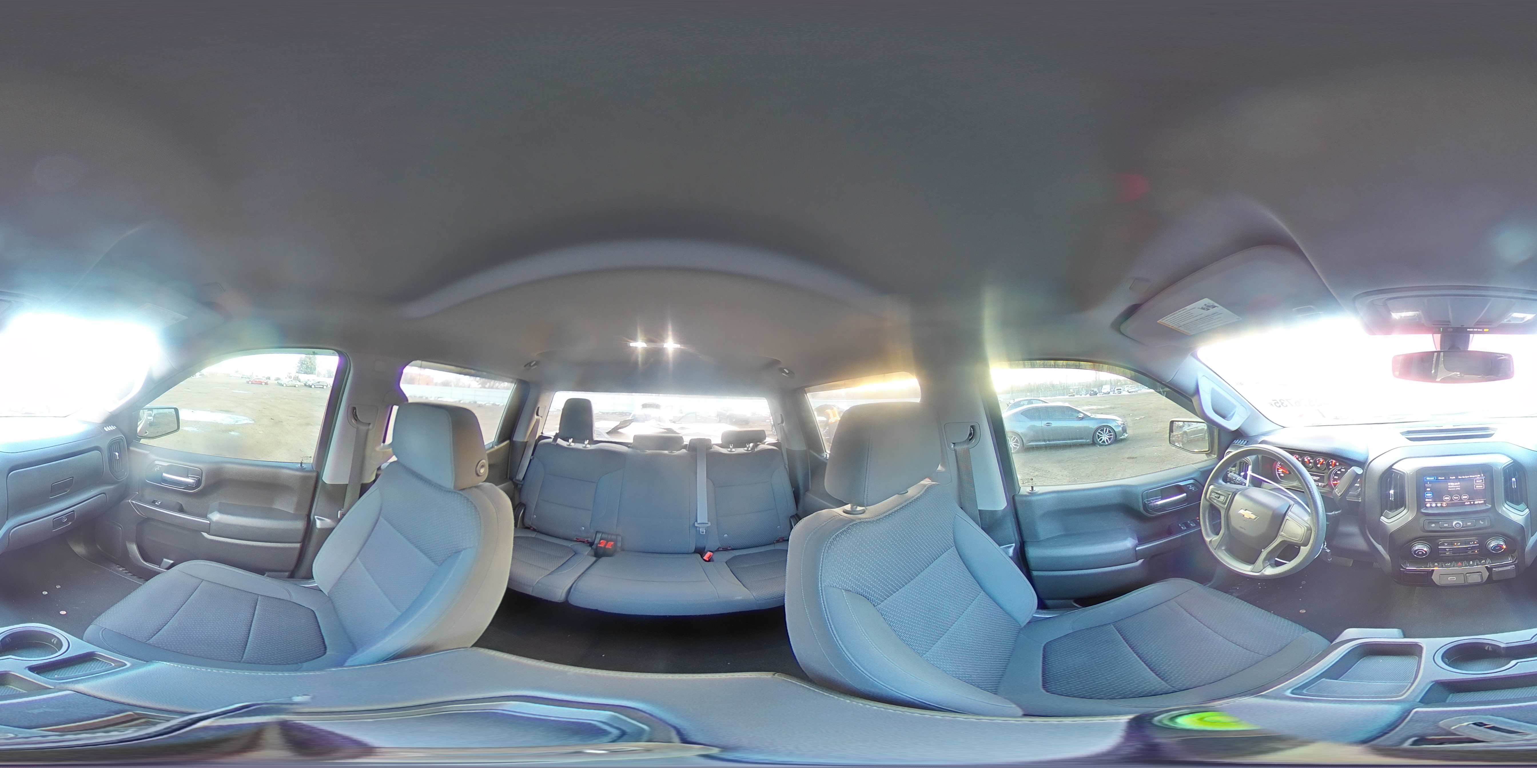 2020 Chevrolet Silverado - Image 13