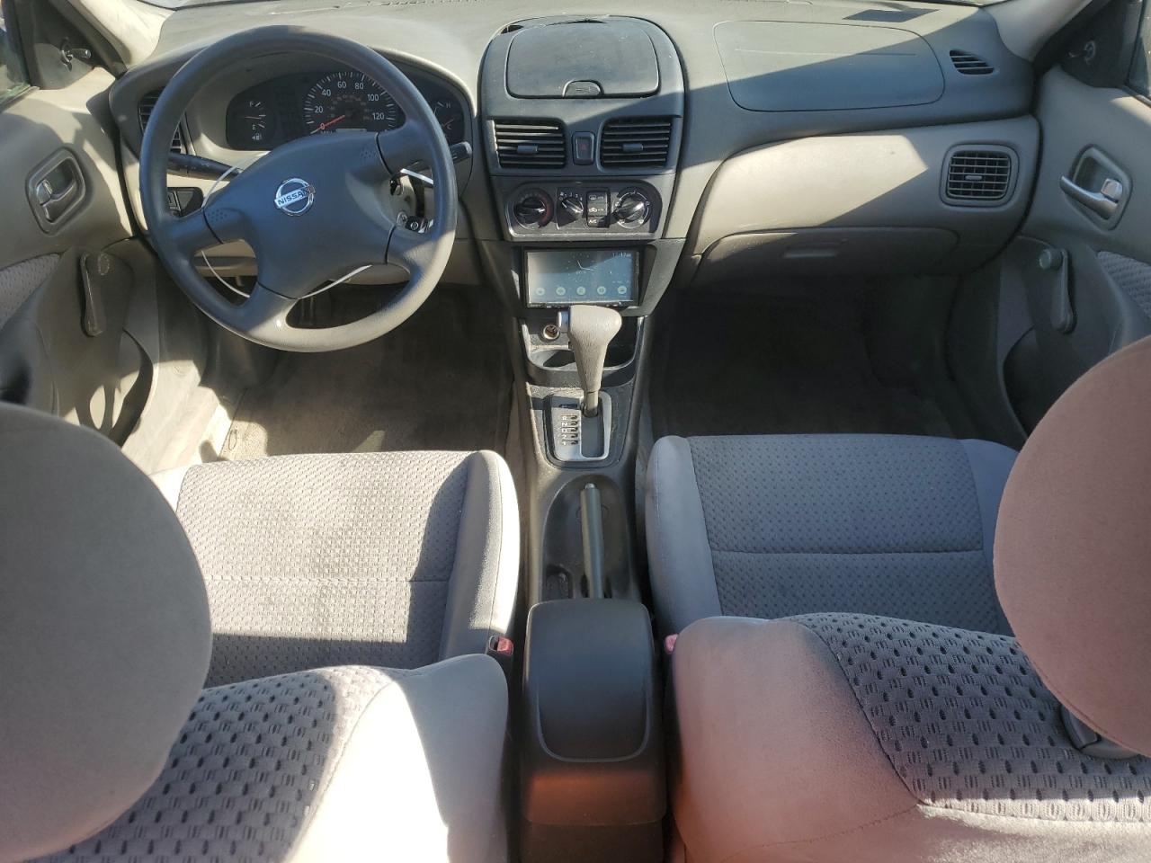 2005 Nissan Sentra - Image 8