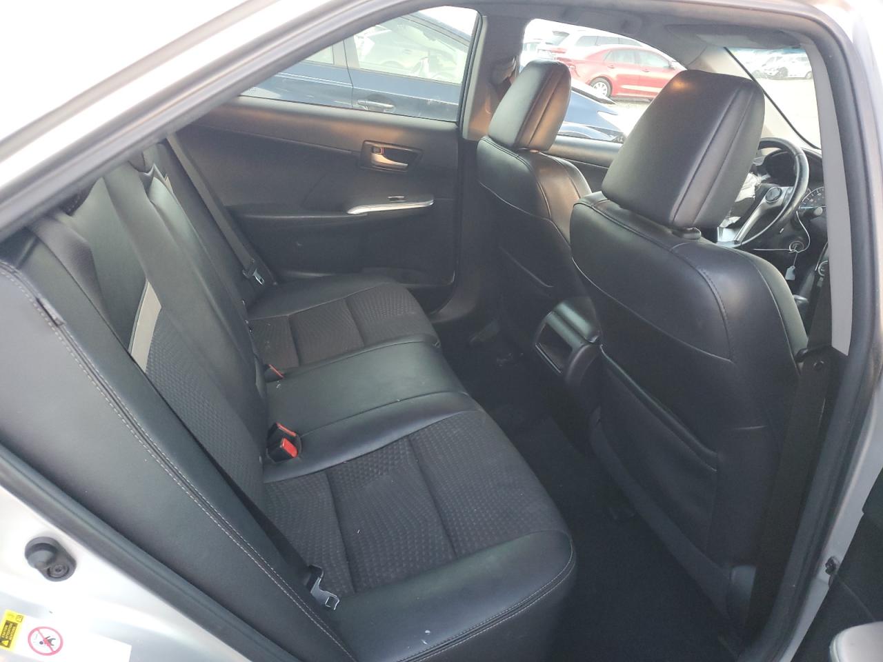 2014 Toyota Camry - Image 10