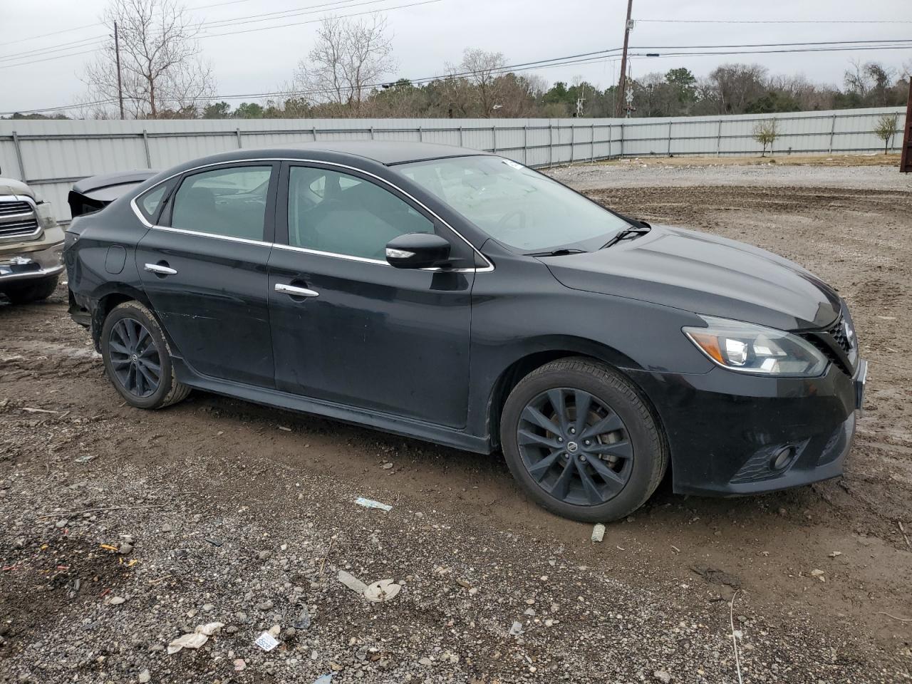 2018 Nissan Sentra - Image 4