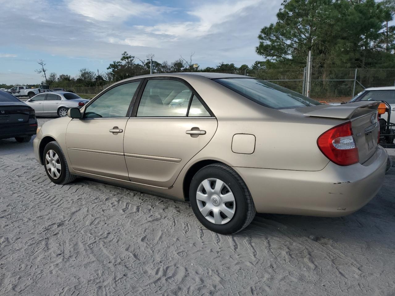 2003 Toyota Camry - Image 2
