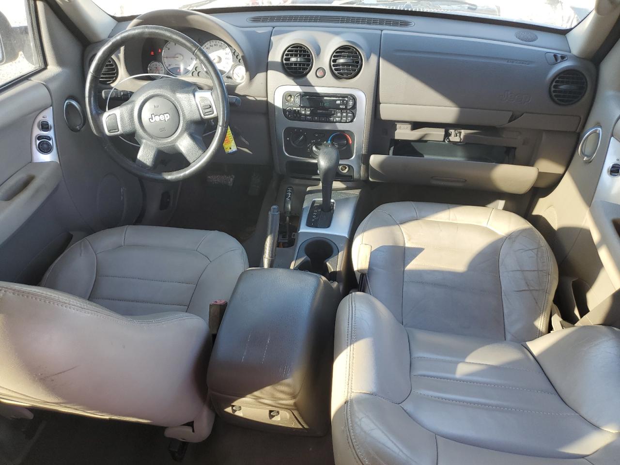 2003 Jeep Liberty (North America) - Image 8