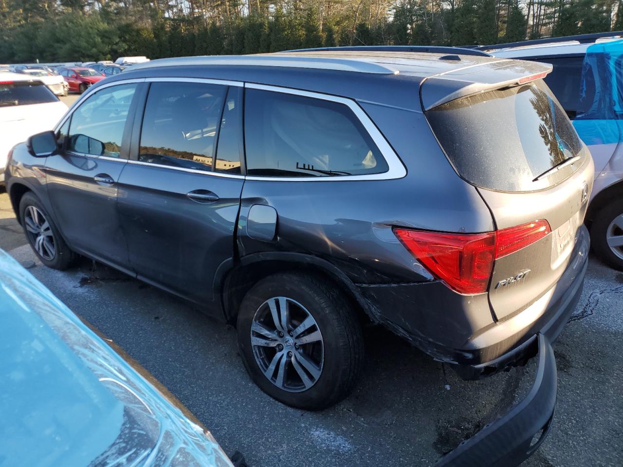2018 Honda Pilot - Image 2