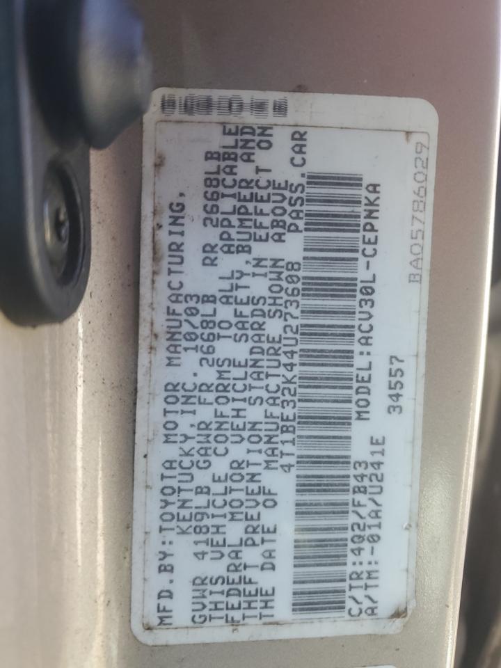 2004 Toyota Camry - Image 12