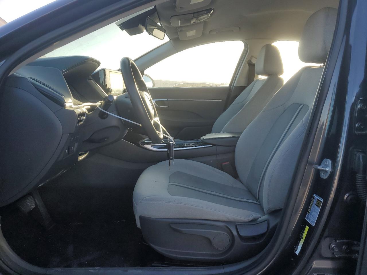 2021 Hyundai Sonata - Image 7