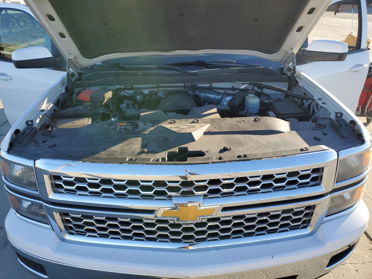 2014 Chevrolet Silverado - Image 13