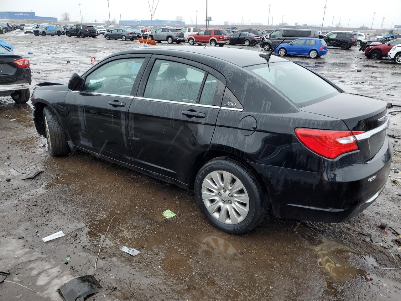 2014 Chrysler 200 - Image 2