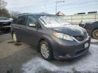 2013 Toyota Sienna Le за продажба в Glassboro, NJ - Minor Dent/Scratches