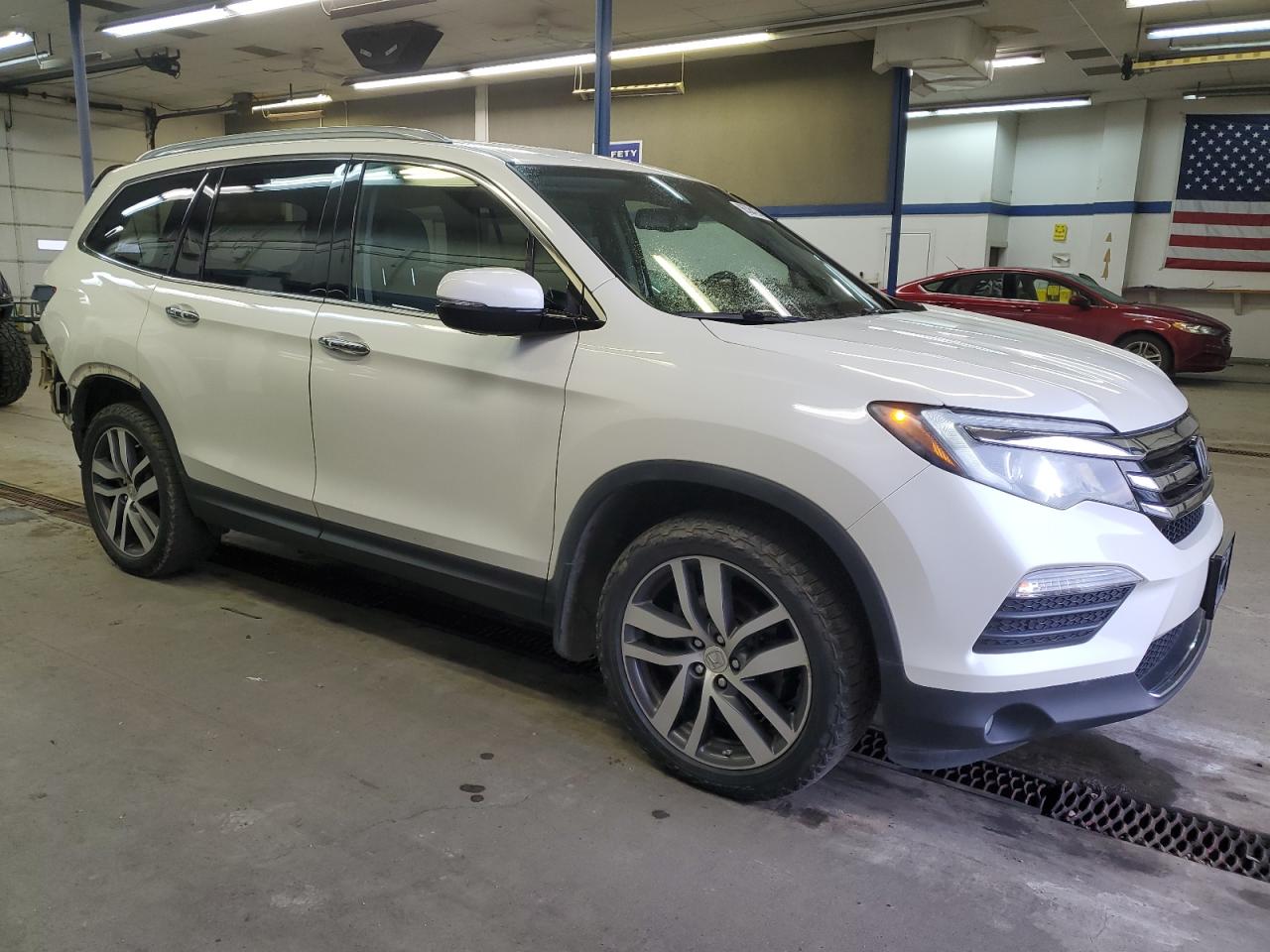 2017 Honda Pilot - Image 4