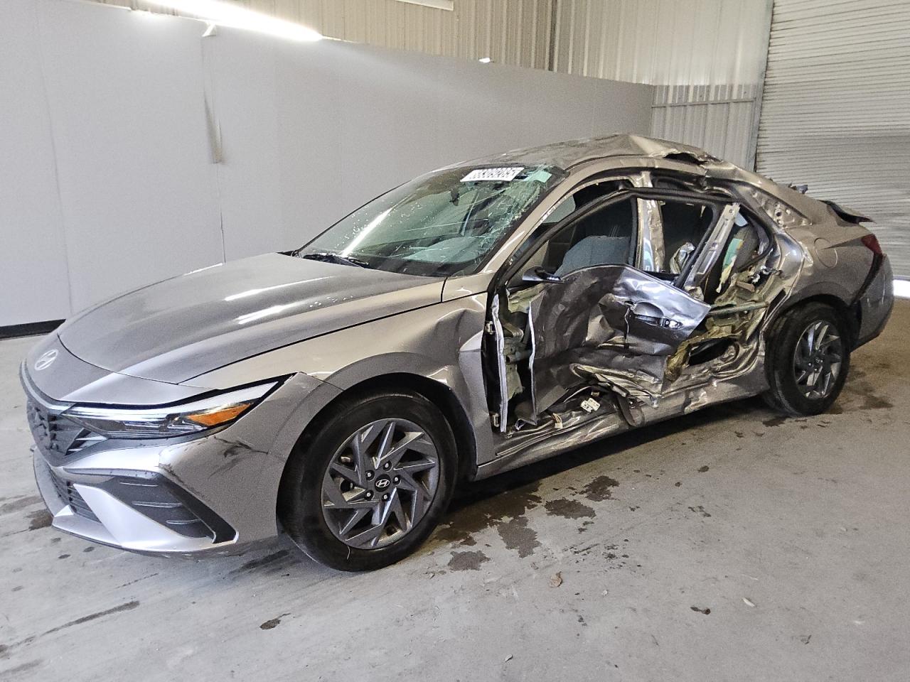 2024 Hyundai Elantra - Image 1
