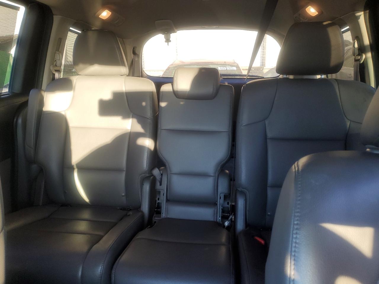 2014 Honda Odyssey - Image 10