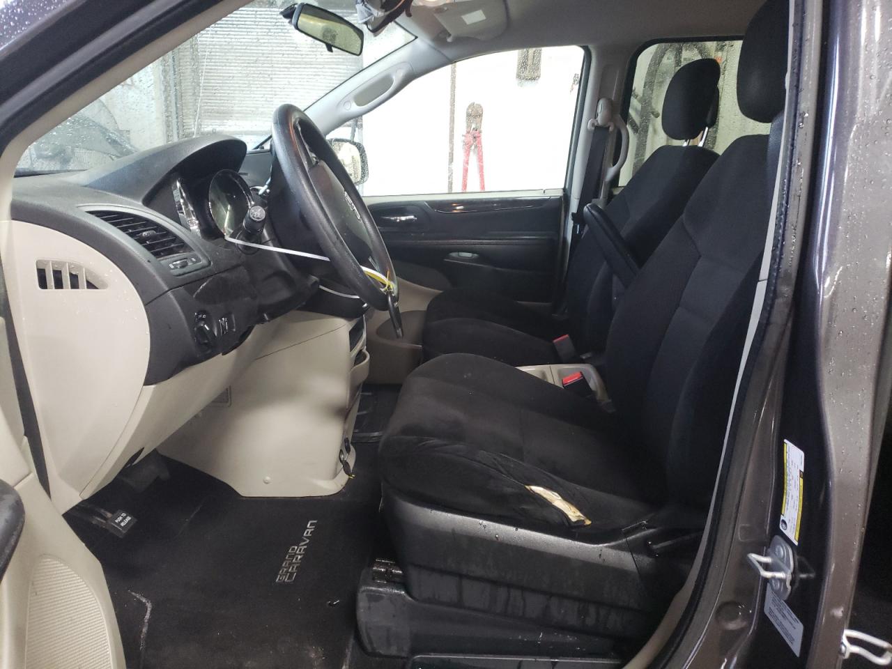 2015 Dodge Caravan - Image 7