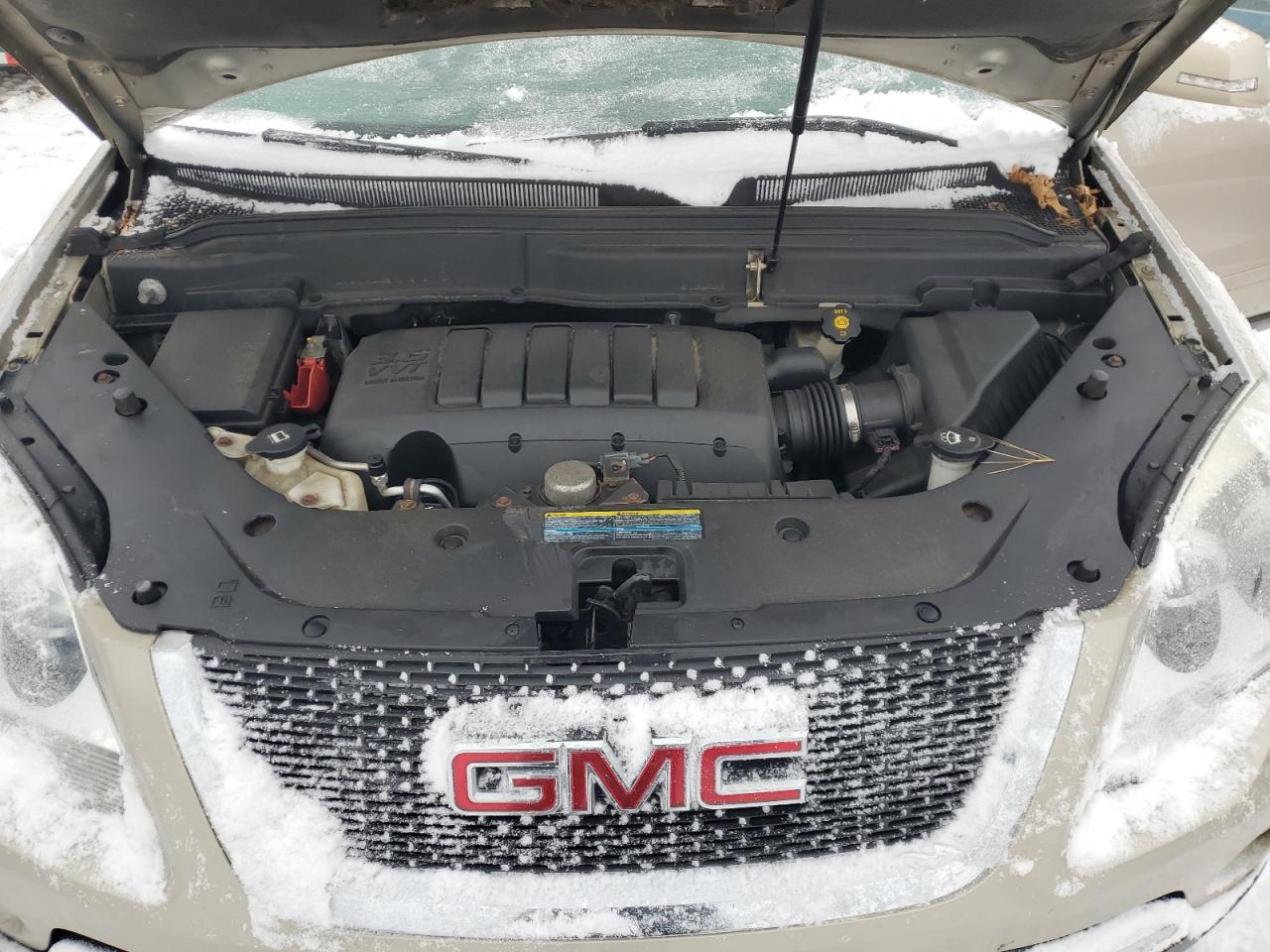 2010 GMC Acadia - Image 12