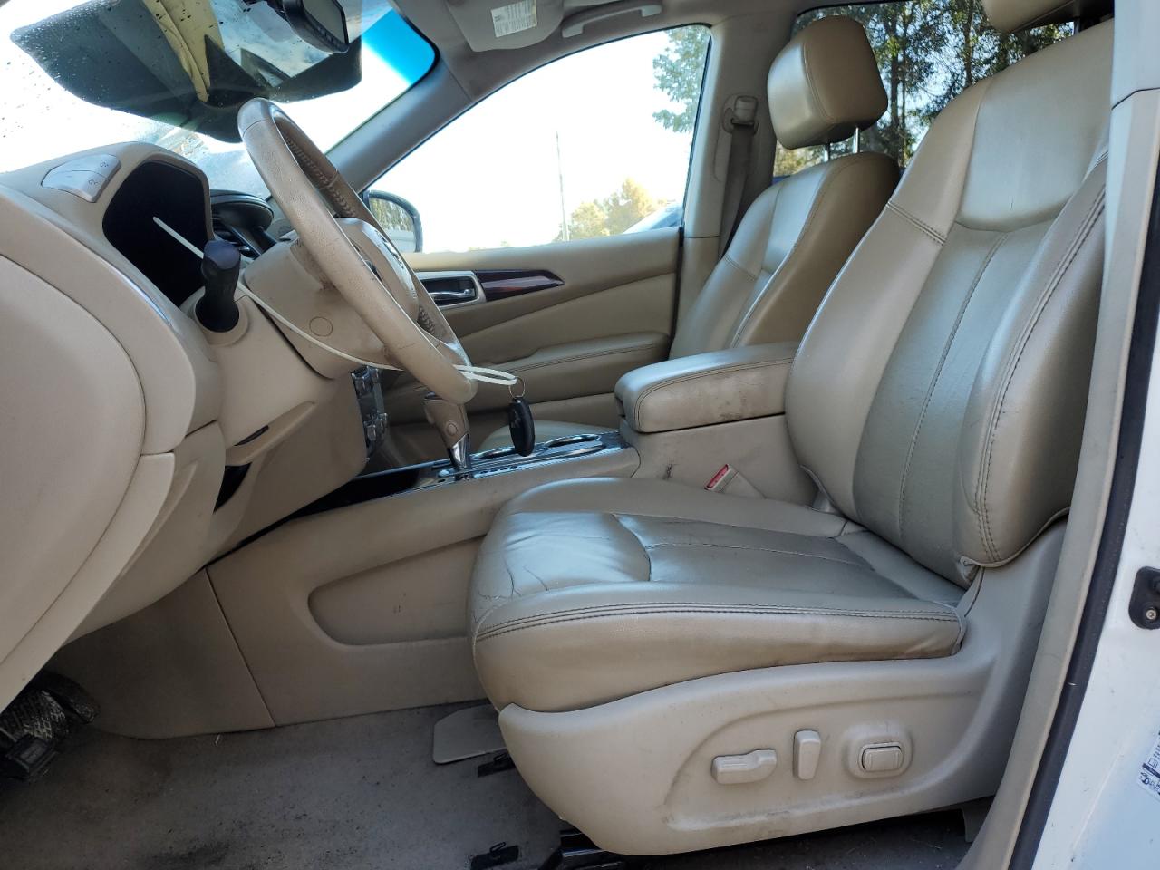2015 Nissan Pathfinder - Image 7