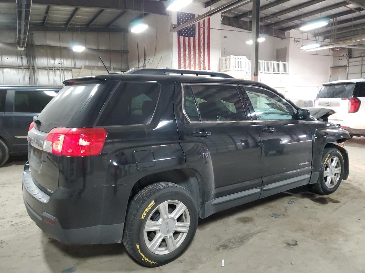 2015 GMC Terrain - Image 3