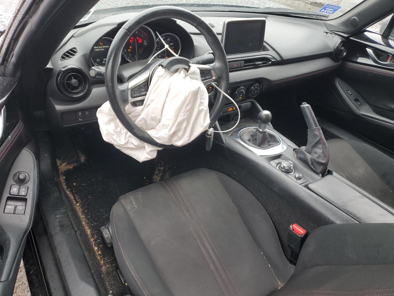 2017 Mazda MX-5 - Image 8