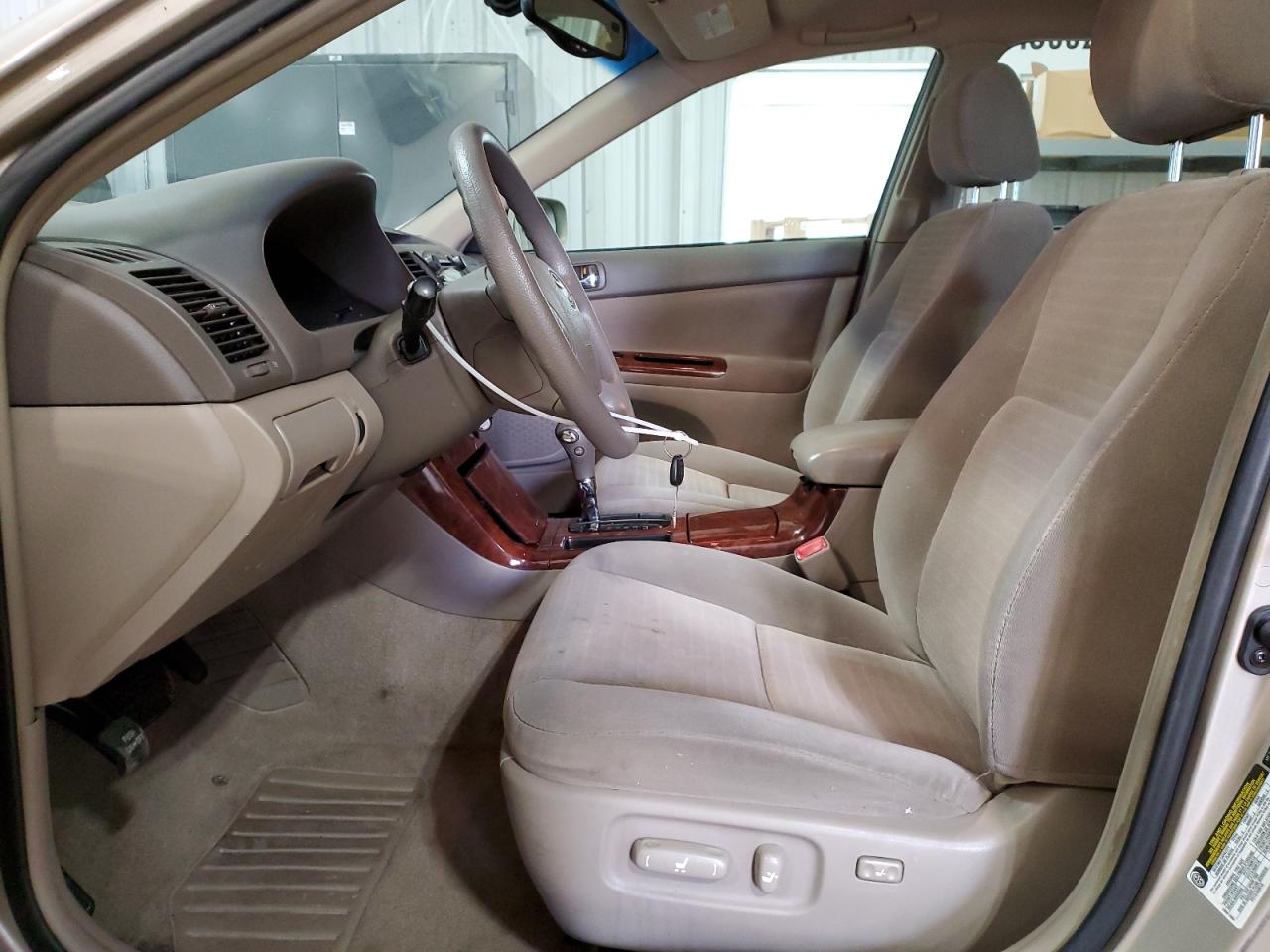 2005 Toyota Camry Le VIN: 4T1BE32K35U048291 Lot: 42002585