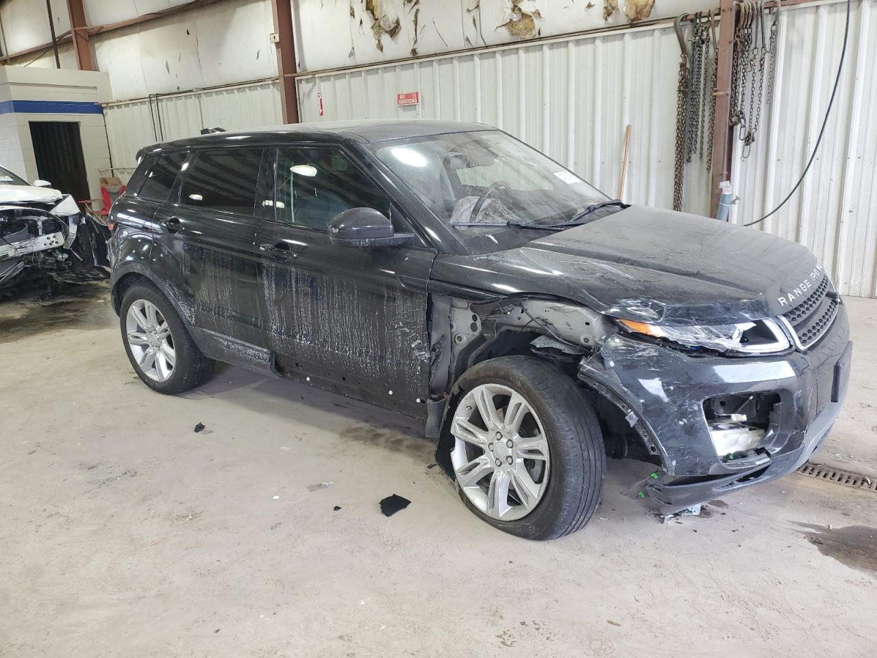 2016 Land Rover Range Rover - Image 4