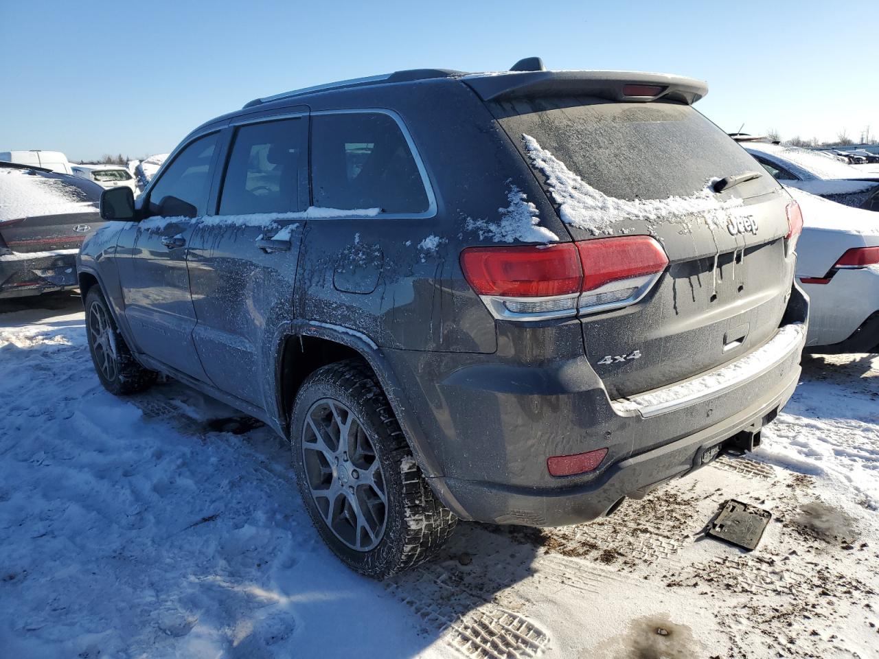 2018 Jeep Grand Cherokee - Image 2