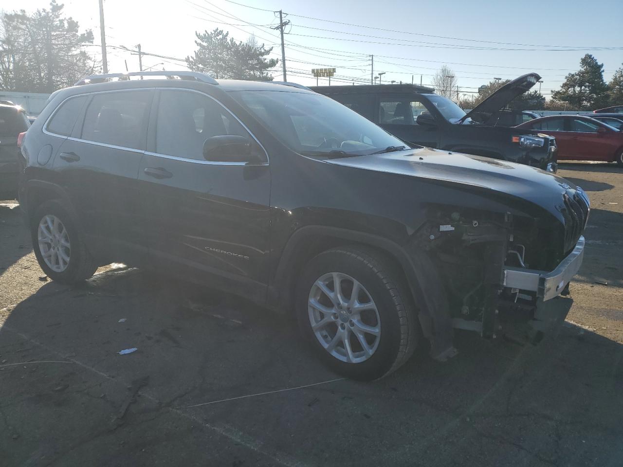 2017 Jeep Grand Cherokee - Image 4