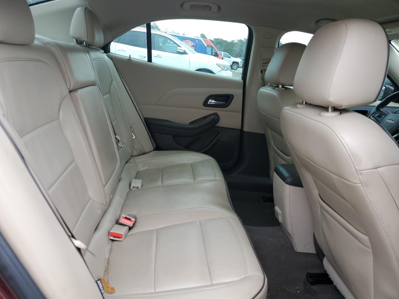 2015 Chevrolet Malibu - Image 10