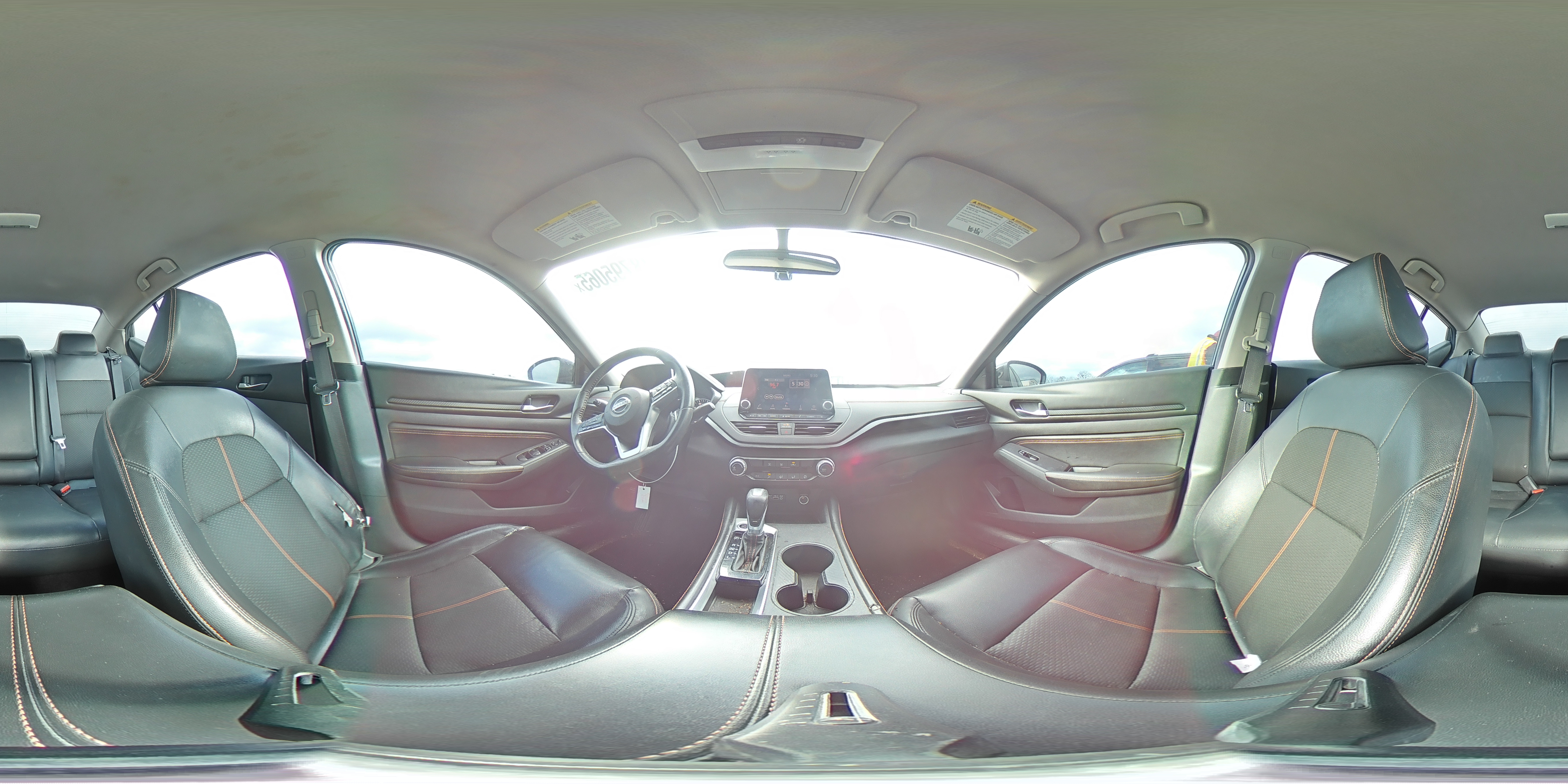 2019 Nissan Altima - Image 14