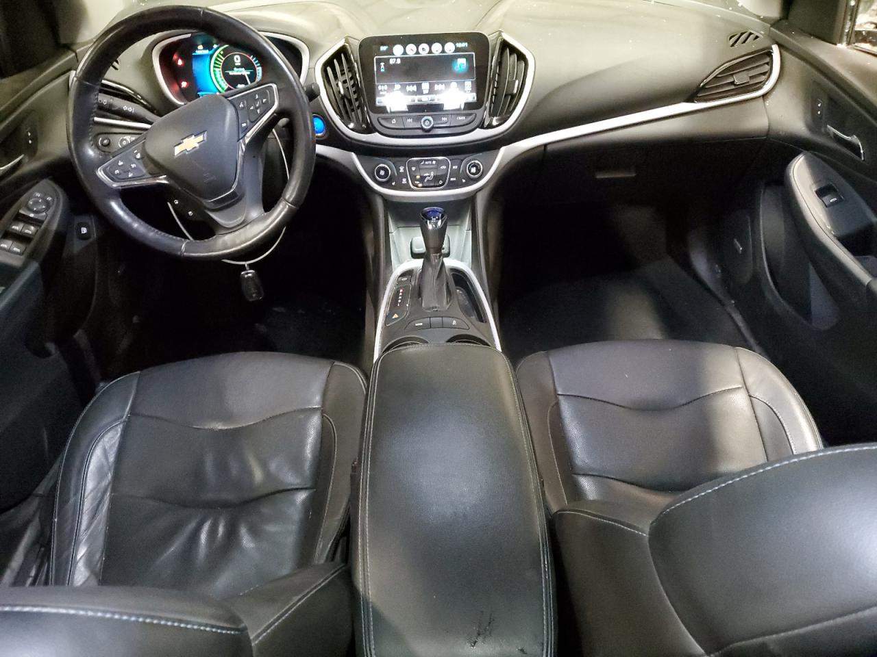 2017 Chevrolet Volt - Image 8